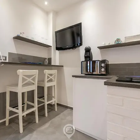 73 Apartment *